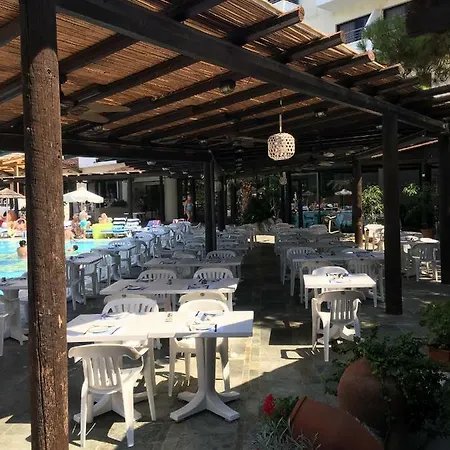 Gardens-apt * Paphos
