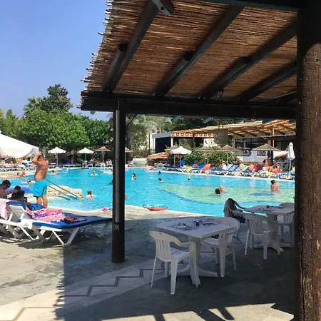Gardens-apt Apartment Paphos